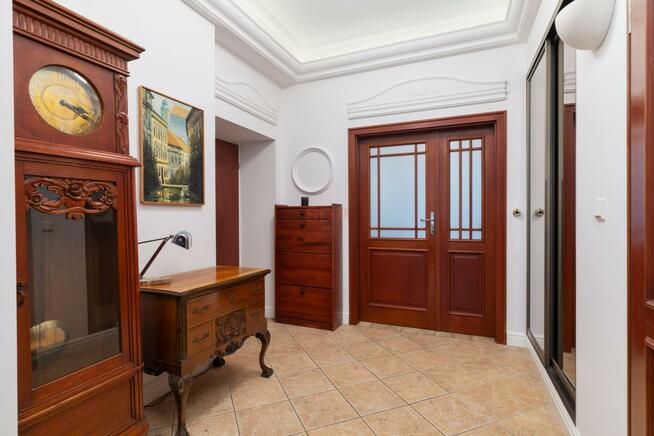 Mieszkanie Warszawa Śródmieście, Wspólna