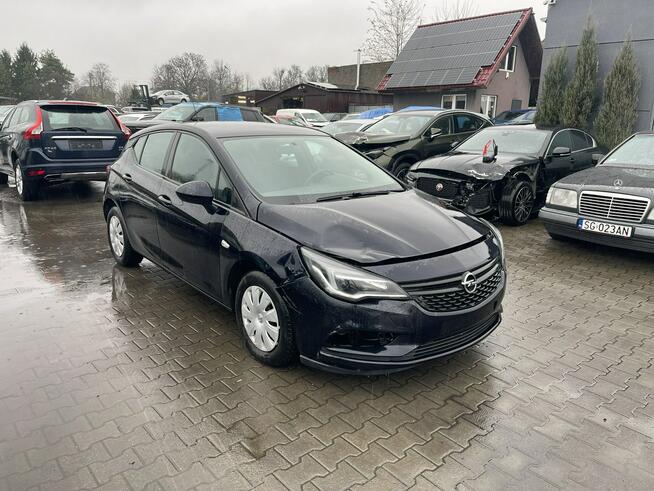 Opel Astra EcoTec Klimatyzacja