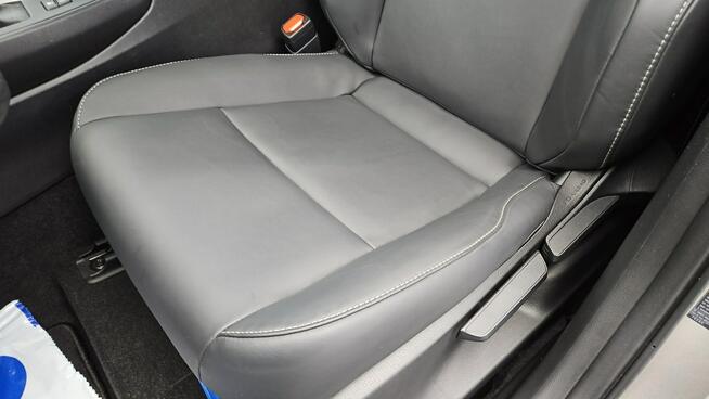 Lexus UX Sport Design 2WD ! Z Polskiego Salonu ! Faktura VAT !