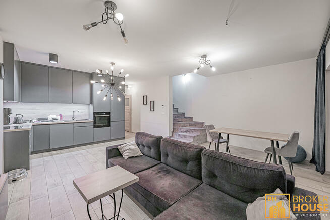 Dom Opole, Aleja Goździkowa