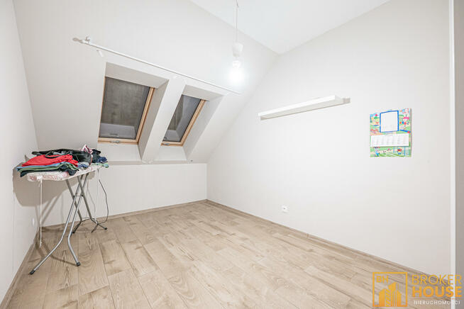 Dom Opole, Aleja Goździkowa