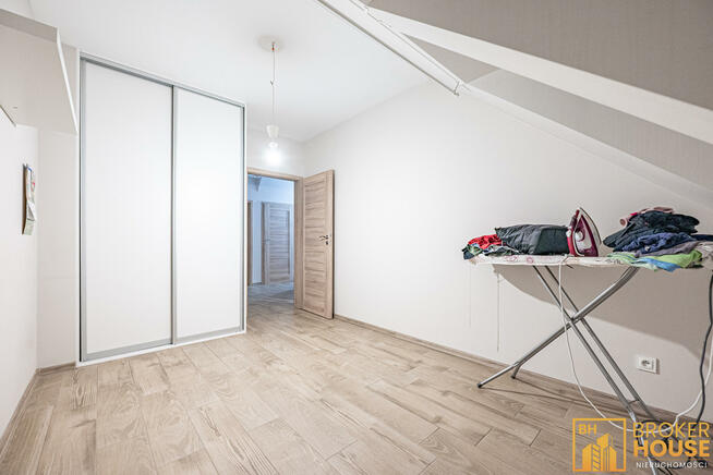 Dom Opole, Aleja Goździkowa