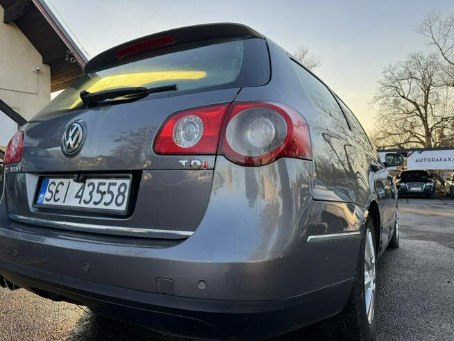 Volkswagen Passat Klimatronic 2-stref, Podgrz. fotele, Ele szyby 4x, Ele lusterka, Hak