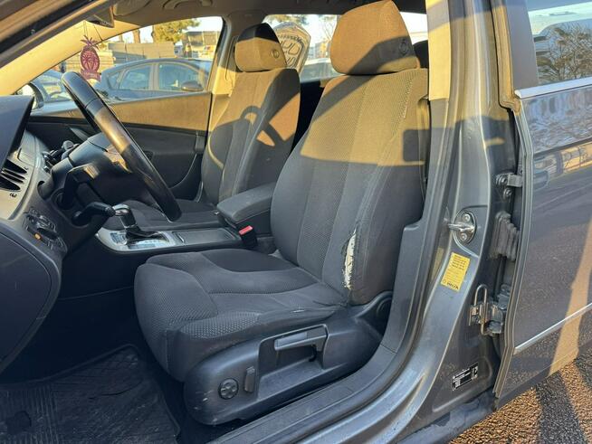 Volkswagen Passat Klimatronic 2-stref, Podgrz. fotele, Ele szyby 4x, Ele lusterka, Hak