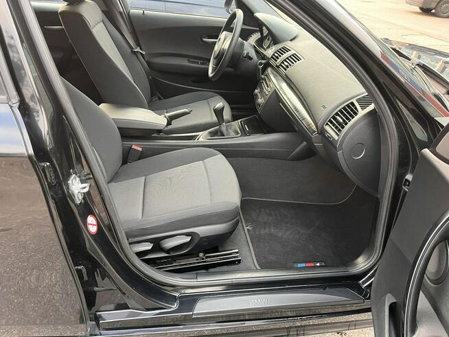 BMW 1 2,0D 122KM w oryginalnym lakierze i bardzo zadbany