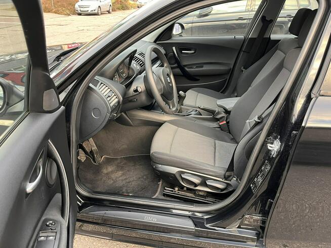 BMW 1 2,0D 122KM w oryginalnym lakierze i bardzo zadbany