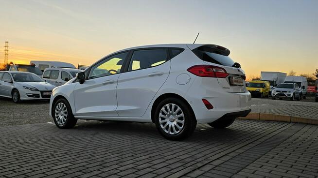 Ford Fiesta 1,1 *mk8 * 5-drzwi *