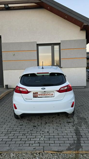 Ford Fiesta 1,1 *mk8 * 5-drzwi *