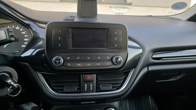 Ford Fiesta 1,1 *mk8 * 5-drzwi *