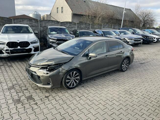 Toyota Corolla Klimatronik Kamera Tempomat aktywny Virtual
