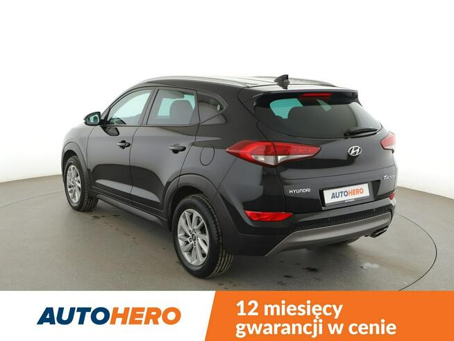 Hyundai Tucson navi klima auto kamera i czujniki parkowania grzane fotele