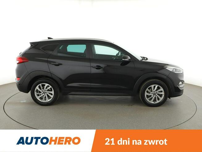 Hyundai Tucson navi klima auto kamera i czujniki parkowania grzane fotele