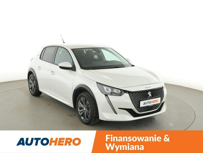 Peugeot 208 klima auto LED tempomat czujniki parkowania