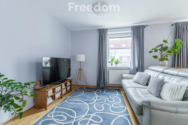 Słoneczne mieszkanie na Nowodworach