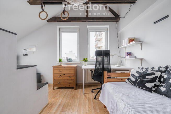 Słoneczne mieszkanie na Nowodworach