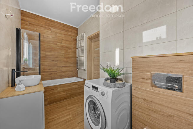 Słoneczny segment z ogródkiem i garażem pod lasem!