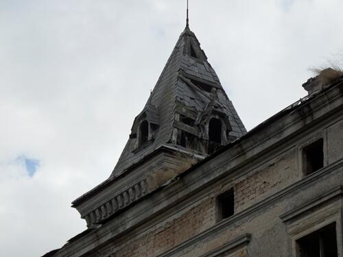 Pałac Wierzbięcin,gm.Nowogard.paek-do remontu