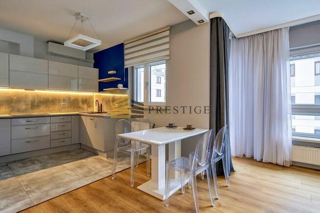 Nowoczesny apartament przy metrze Osiedle Strzeżon