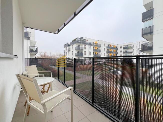 Nowoczesny apartament przy metrze Osiedle Strzeżon