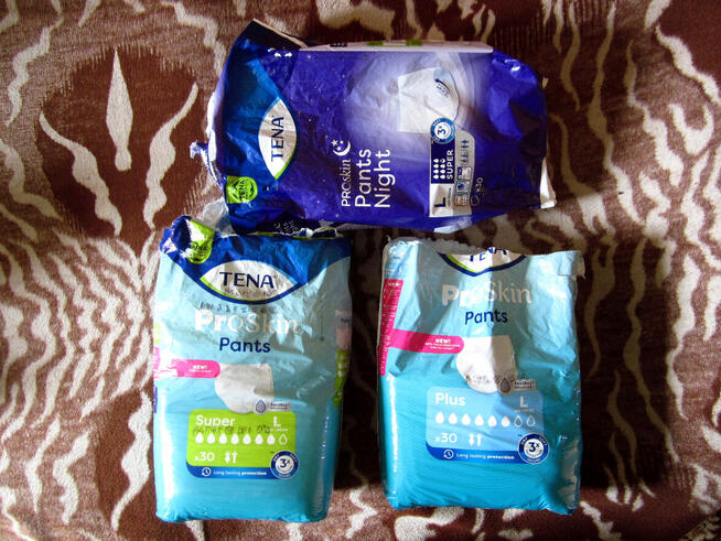 Pieluchomajtki TENA, SENI. Wciągane i na rzepy. 50 sztuk