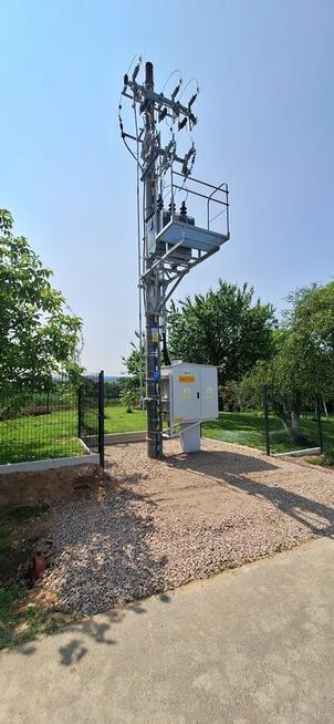 Praca Elektryk, Elektromonter