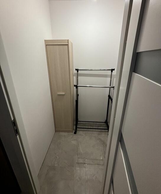 Pokój 1-os. z garderobą, nowe mieszkanie, spokój, tylko 3 os