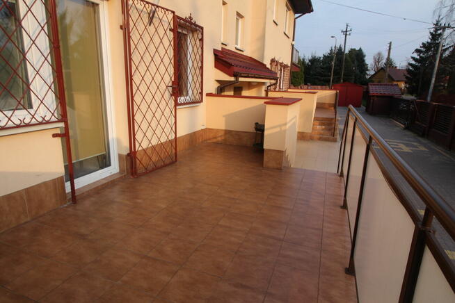 Pokoj z Tarasem do wynajęcia tylko 30 minut od Centrum Wa