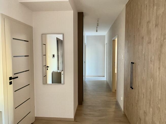 Nowoczesny apartament z pięknym widokiem na 21 piętrze