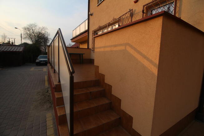 Pokoj z Tarasem do wynajęcia tylko 30 minut od Centrum Wa