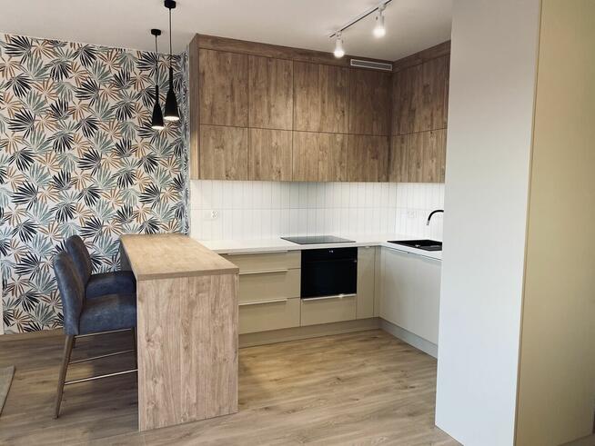 Nowoczesny apartament z pięknym widokiem na 21 piętrze