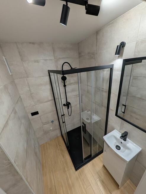 3 pokoje po remoncie 51,55 m², metro Płocka 100m, strych 16m