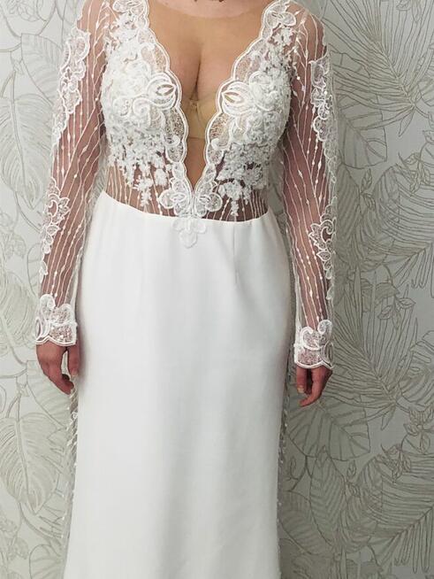 Piekna suknia ślubna z salonu Laurelle