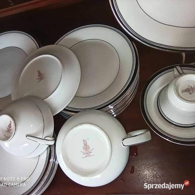 Filiżanka z talerzykiem deserowym. Syg. SARABANDE. Royal Dou