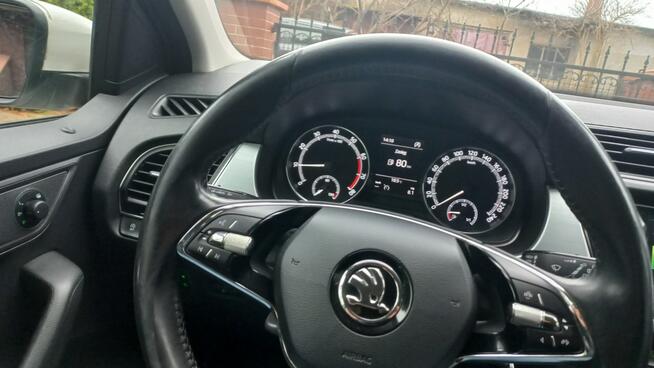 Škoda Fabia Kamera Cofania Kier.wielof. Tempomat 24.3 netto FV23%Salon PL Ledy