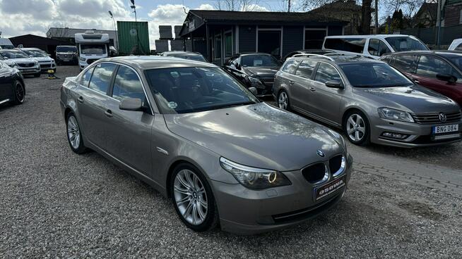 BMW 520 2.0d 177KM Lift Automat skóry bi xenon. Navi serwis bezwypadkowy gwara