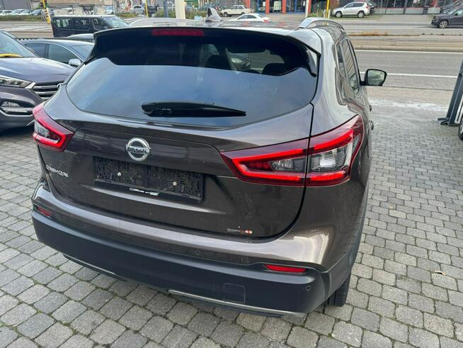 Nissan Qashqai 1.3dig-turbo panorama full Ledy kamery skory zamiana 1.r . Gwarancją