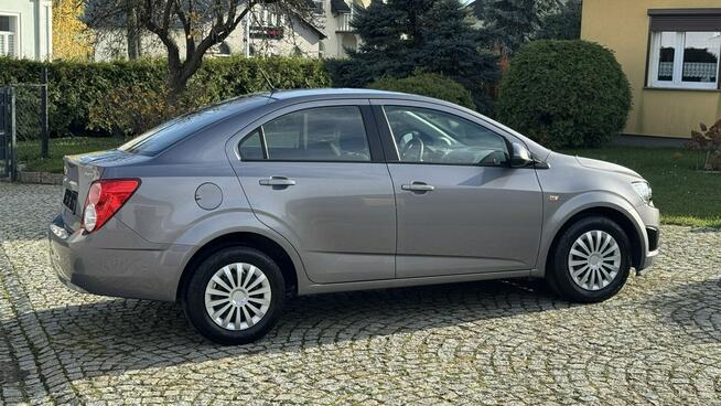 Chevrolet Aveo 1.25 Benz. 86KM z Niemiec, SEDAN, Klimatyzacja *115.000km* TOP STAN!