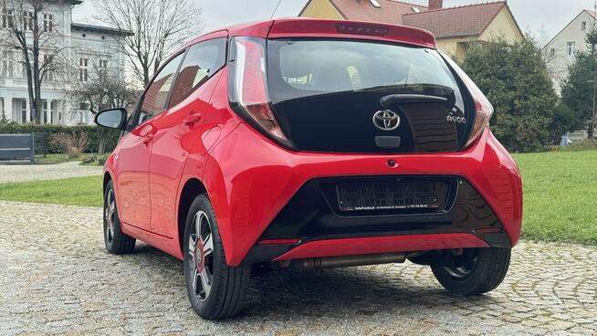 Toyota Aygo 1.0 Benz. 70KM z Niemiec, Serwis, 5 Drzwi, Klima, Alufelgi, MODEL 2015