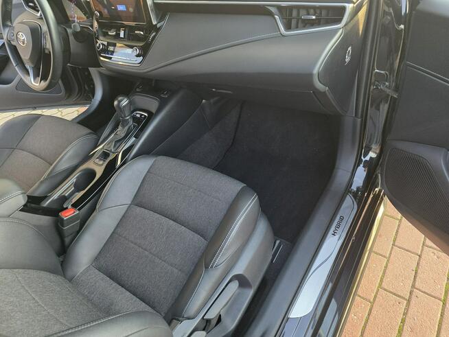 Toyota Corolla 23r Salon Polska 1.8 HYBRID Gwarancja BEZWYPADKOWY z Pakietem Style