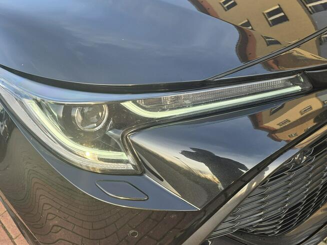 Toyota Corolla 23r Salon Polska 1.8 HYBRID Gwarancja BEZWYPADKOWY z Pakietem Style