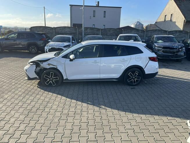 Toyota Corolla TREK Hybryda Automat Klimatronik Podgrzewanie Kamera 140KM