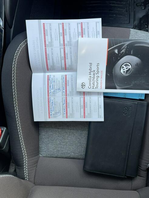 Toyota Corolla TREK Hybryda Automat Klimatronik Podgrzewanie Kamera 140KM