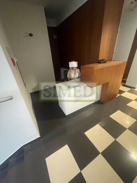 Całe piętro w kamienicy,dostęp24h,recepcja