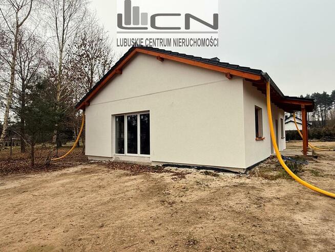 Sprzedaż: wolnostojący dom