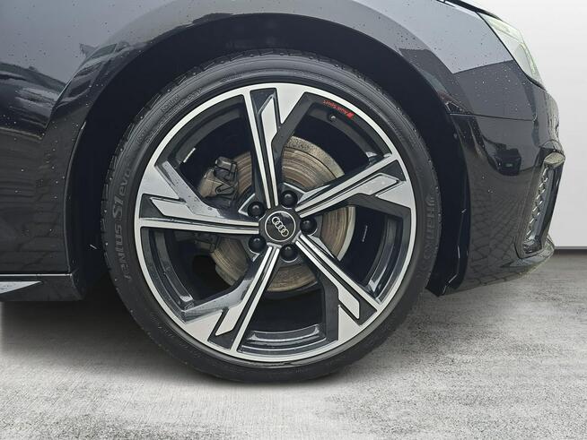 Audi A4 LED_Kamera_3-strefy_Virtual_SoundSystem_El.Fotel_Tempomat_Ambiente_FV