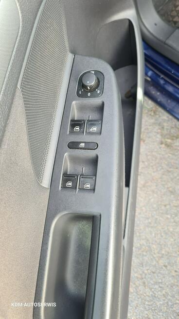 Volkswagen Golf Tour V 1.6 102KM 2007r_ Szyberdach_PDC_Grzane fotele!