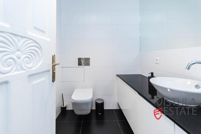 Do wynajęcia lokal biurowy przy Rynku Głównym