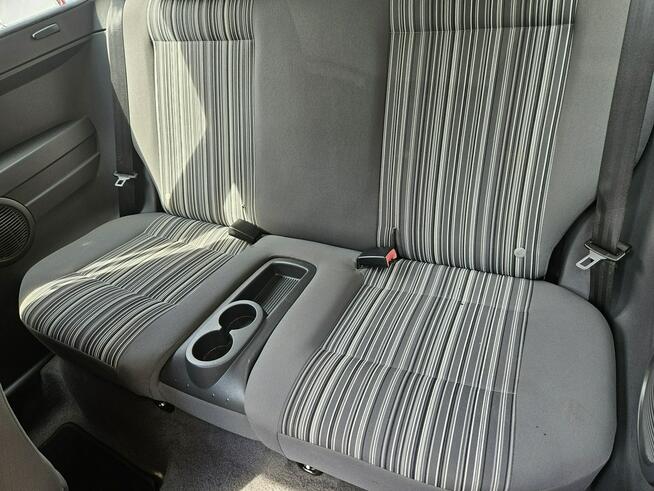 Volkswagen Fox Klimatyzacja / Wspomaganie kierownicy / ABS