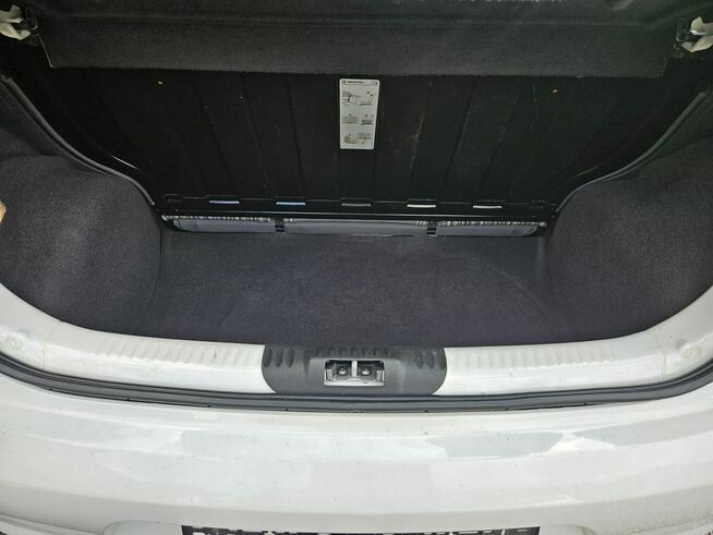 Volkswagen Fox Klimatyzacja / Wspomaganie kierownicy / ABS