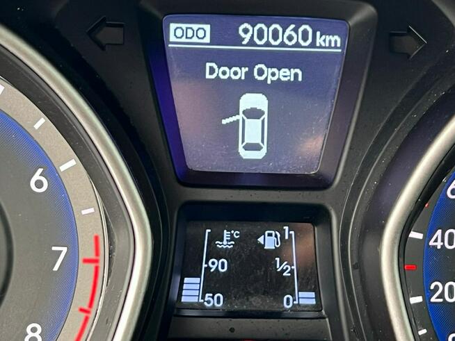 Hyundai i30 Klimatyzacja / 6 biegów / Komputer